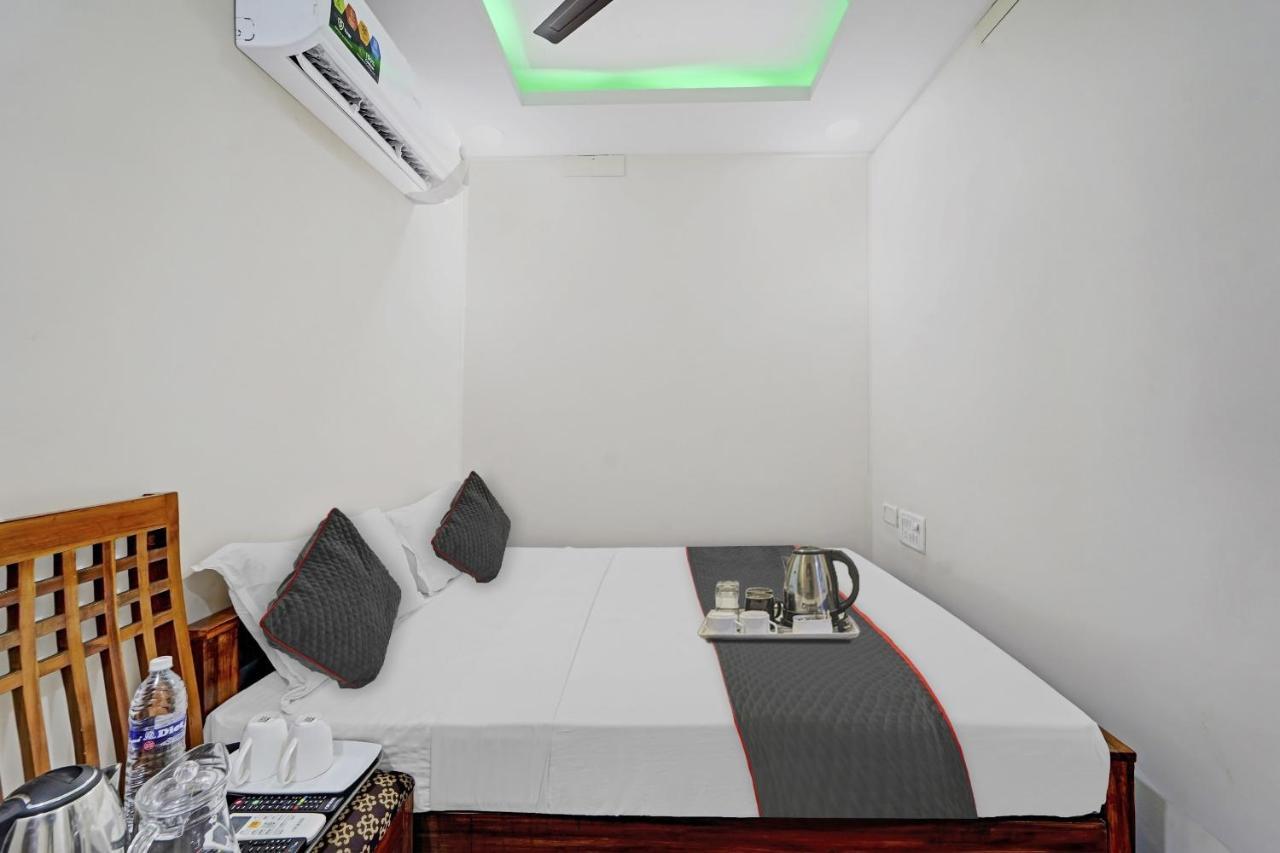 Townhouse 1096 Hotel Redfox Nungambakkam Chennai Eksteriør billede
