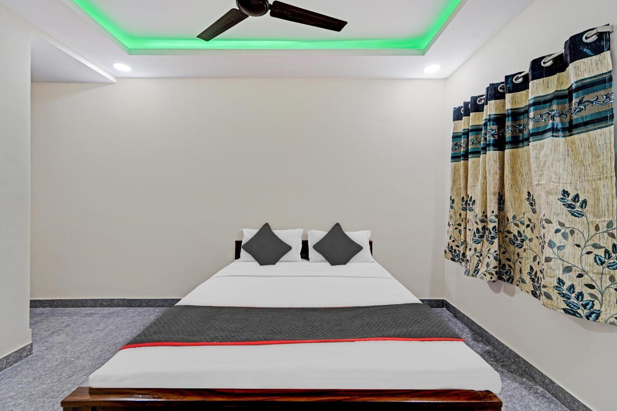 Townhouse 1096 Hotel Redfox Nungambakkam Chennai Eksteriør billede